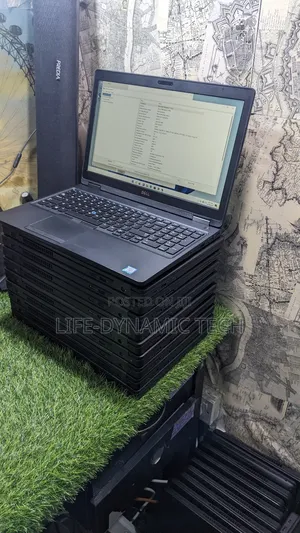 Laptop Dell Latitude 5580 8GB Intel Core i5 SSD 128GB