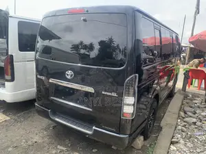 Toyota HiAce 2012 Black