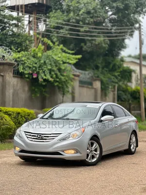 Hyundai Sonata Limited 2.0T Sedan (2.0L 4cyl 6A) 2013 Silver