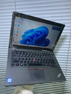 Laptop Lenovo ThinkPad X270 8GB Intel Core I7 SSD 256GB