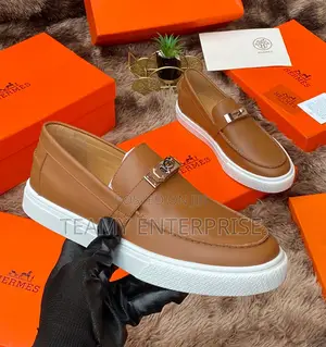 Hermes Paris Luxury Quality Men Designer Leather Loafers Shoe