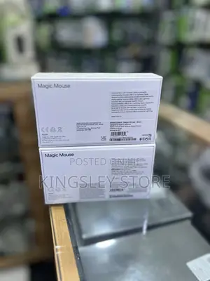 Magic Mouse (Usb‐C) - White/Black Multi-Touch Surface