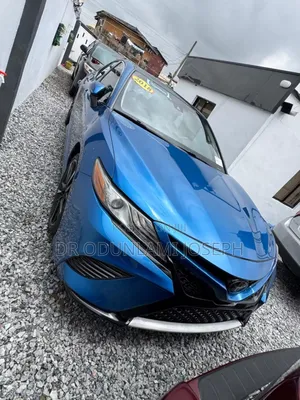 Toyota Camry XSE FWD (2.5L 4cyl 8AM) 2018 Blue