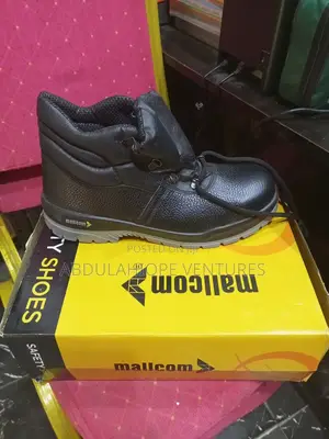 Mallcom Pallace Safety Boot