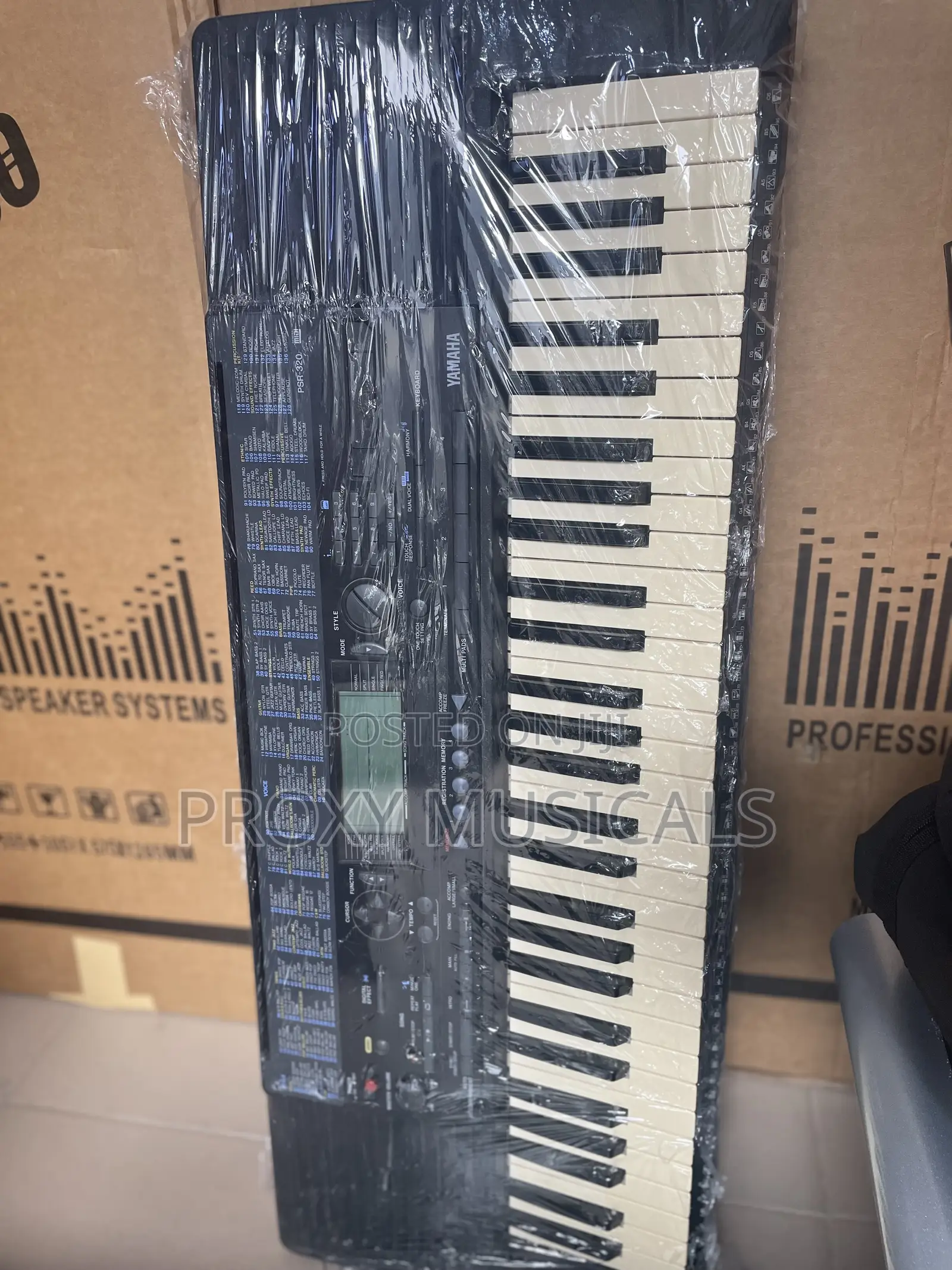 Yamaha PSR 320 Keyboard