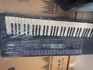 Yamaha PSR 320 Keyboard