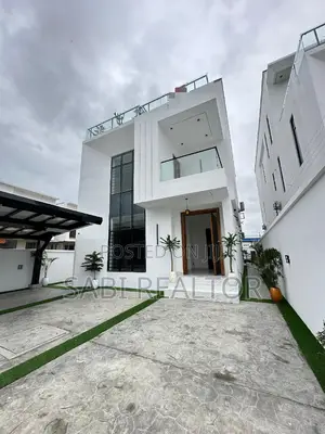 Furnished 5bdrm Duplex in Chevron for sale