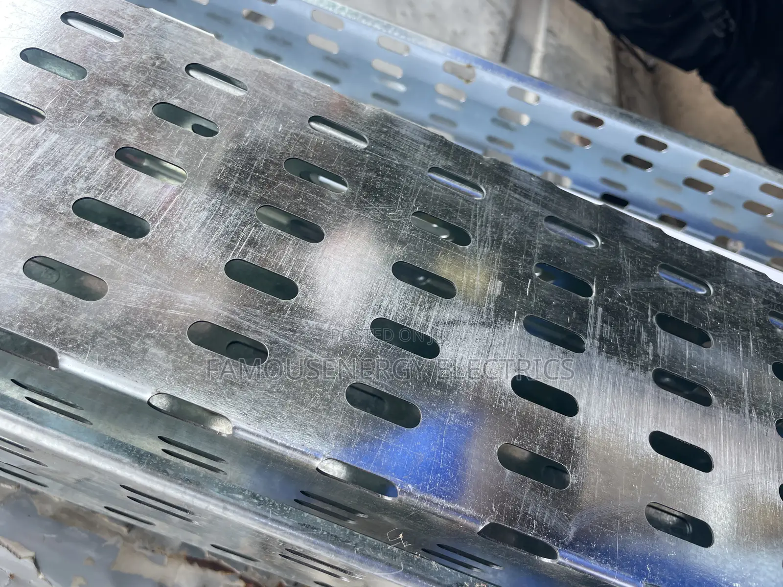 150mmx100mm Galvanize Cable Tray 10ft Long