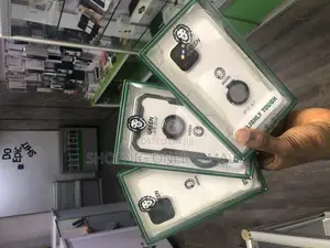 Stylish iPhone 12/12 Pro Case With Ring