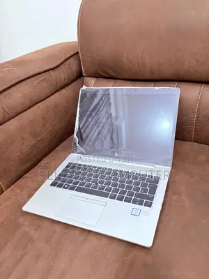 Laptop HP EliteBook 830 G5 8GB Intel Core I7 SSD 256GB