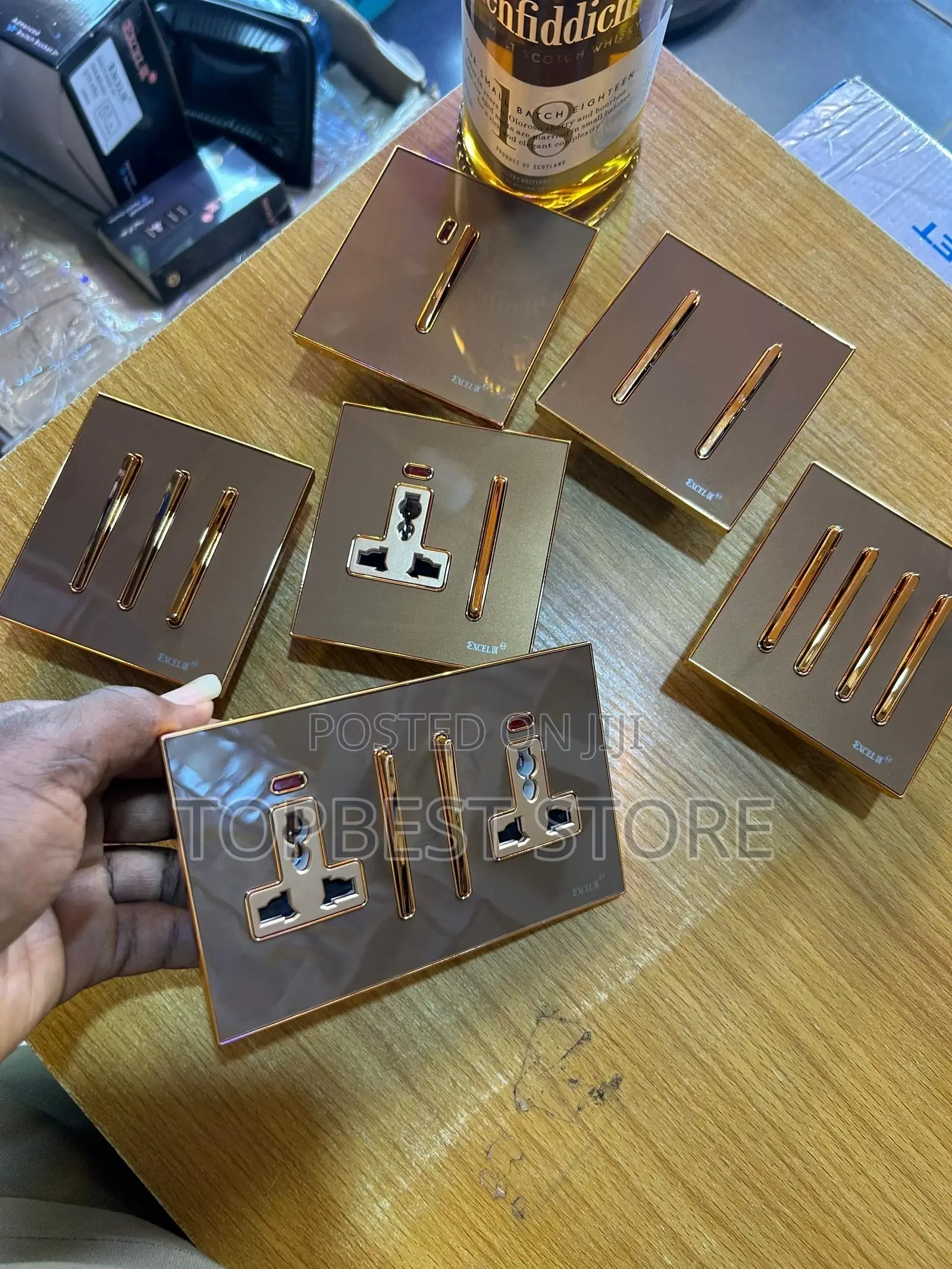Switches and Sockets for Homes/ Restaurants/ Hotels/
