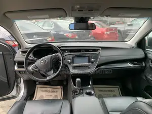 Toyota Avalon XLE Sedan FWD (3.5L 6cyl 6A) 2017 Silver