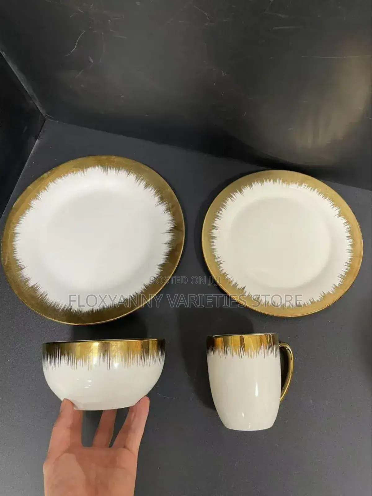 16pcs Luxury White and Gold Dinner Set