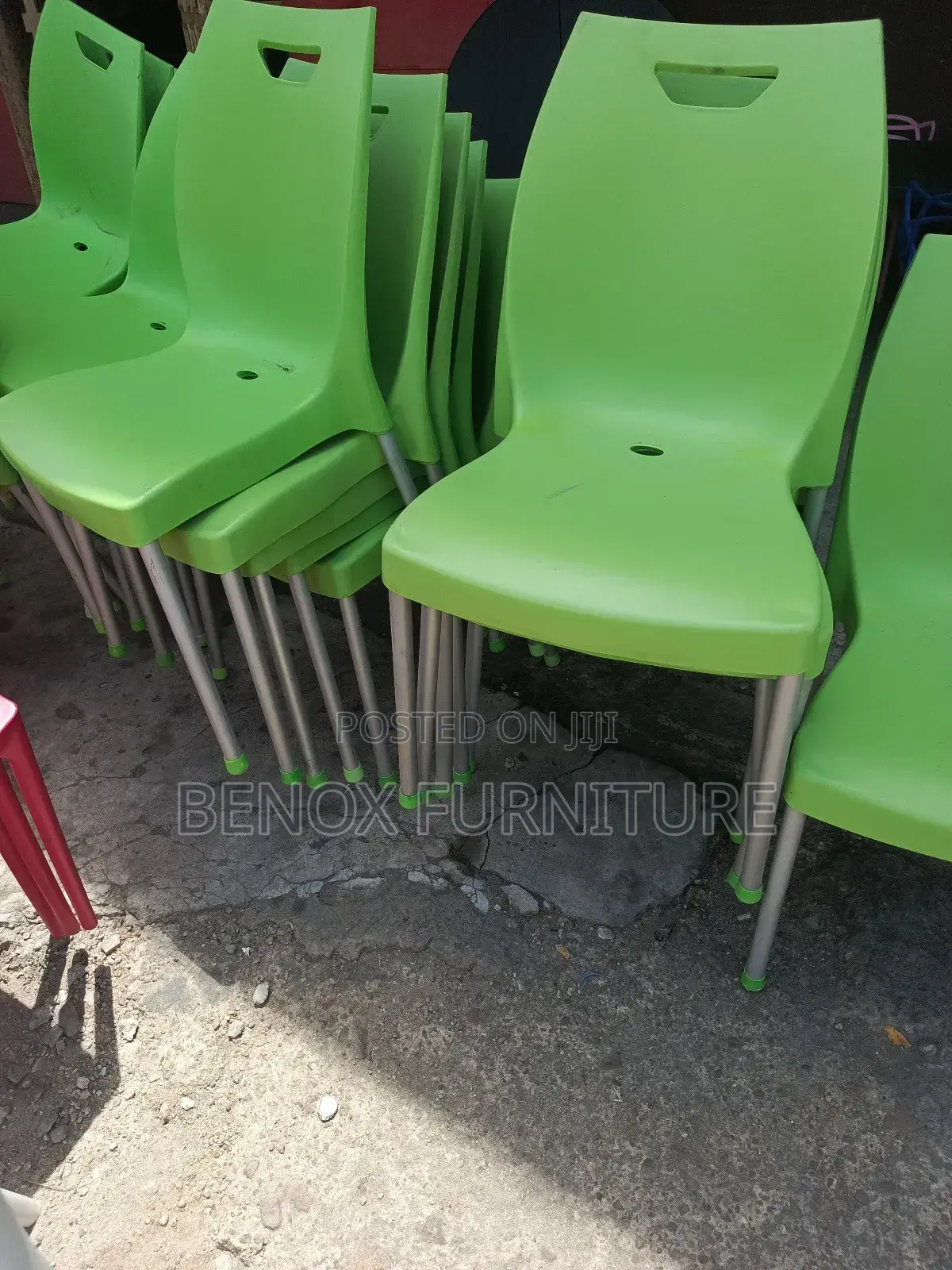 Armless Plastic Chair With Iron Legs