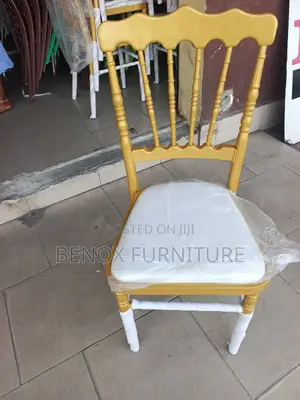 Chivalry Chair With Foam