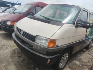 Volkswagen Transporter 2003 White