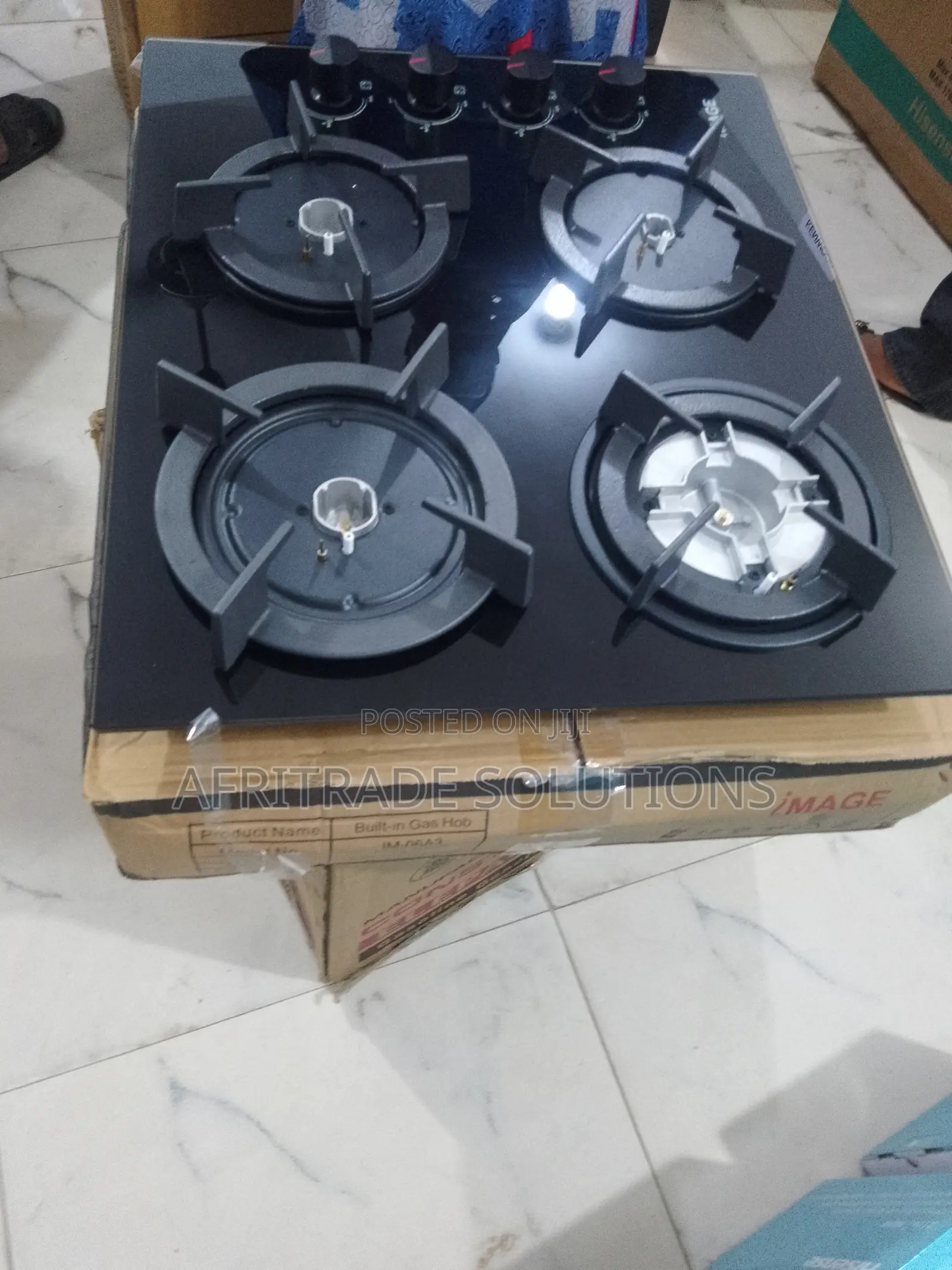Premium 4-Burner Gas Cooker – Durable Efficient