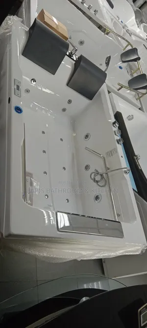 Jacuzzi Bathtub