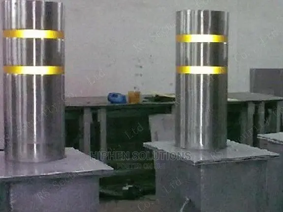 Statiion Access Control Retractable Bollards