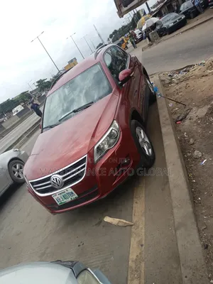 Volkswagen Tiguan S 2011 Red