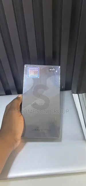 New Samsung Galaxy S22 Ultra 5G 256 GB
