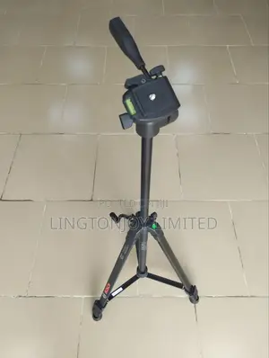 Tripod Stand, Bt 150