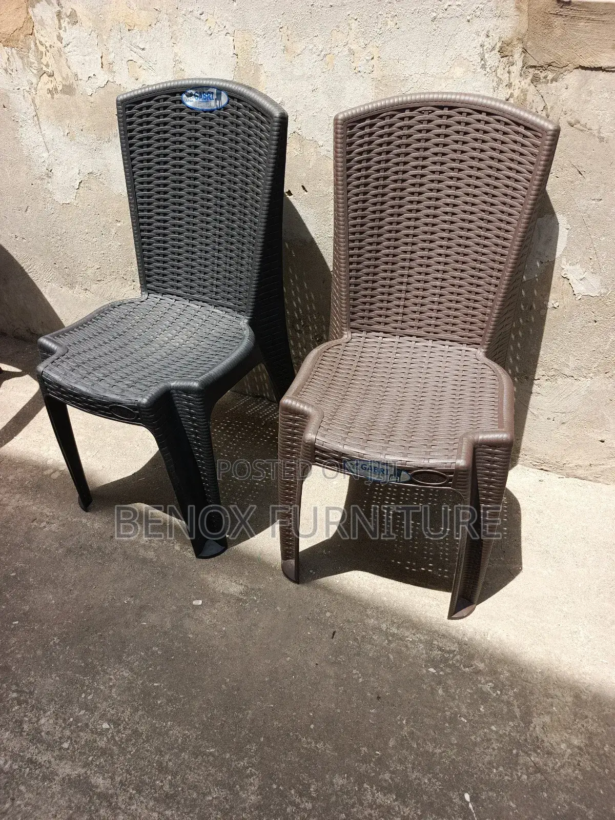Armless Plastic Chairs