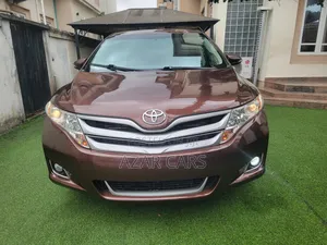 Toyota Venza LE 4dr Wagon AWD (2.7L 4cyl 6A) 2014 Brown