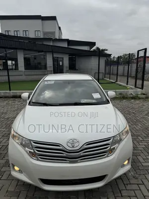 Toyota Venza AWD 2012 White