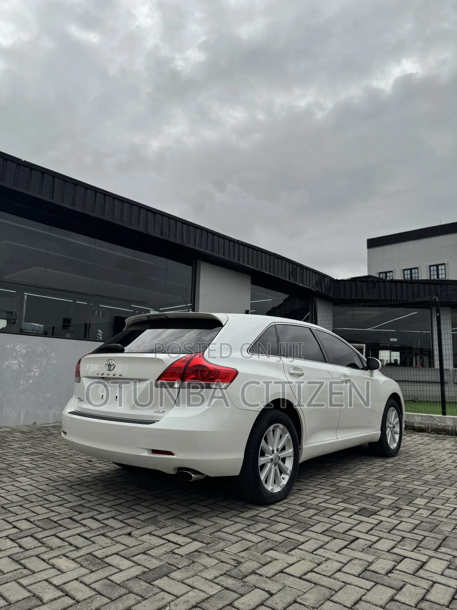 Toyota Venza AWD 2012 White