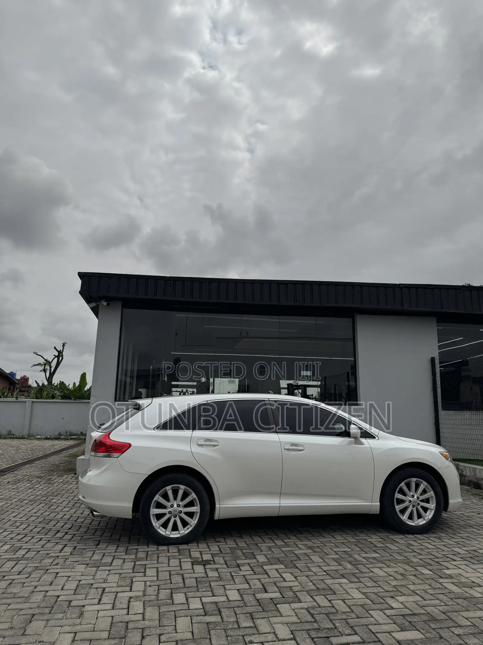 Toyota Venza AWD 2012 White