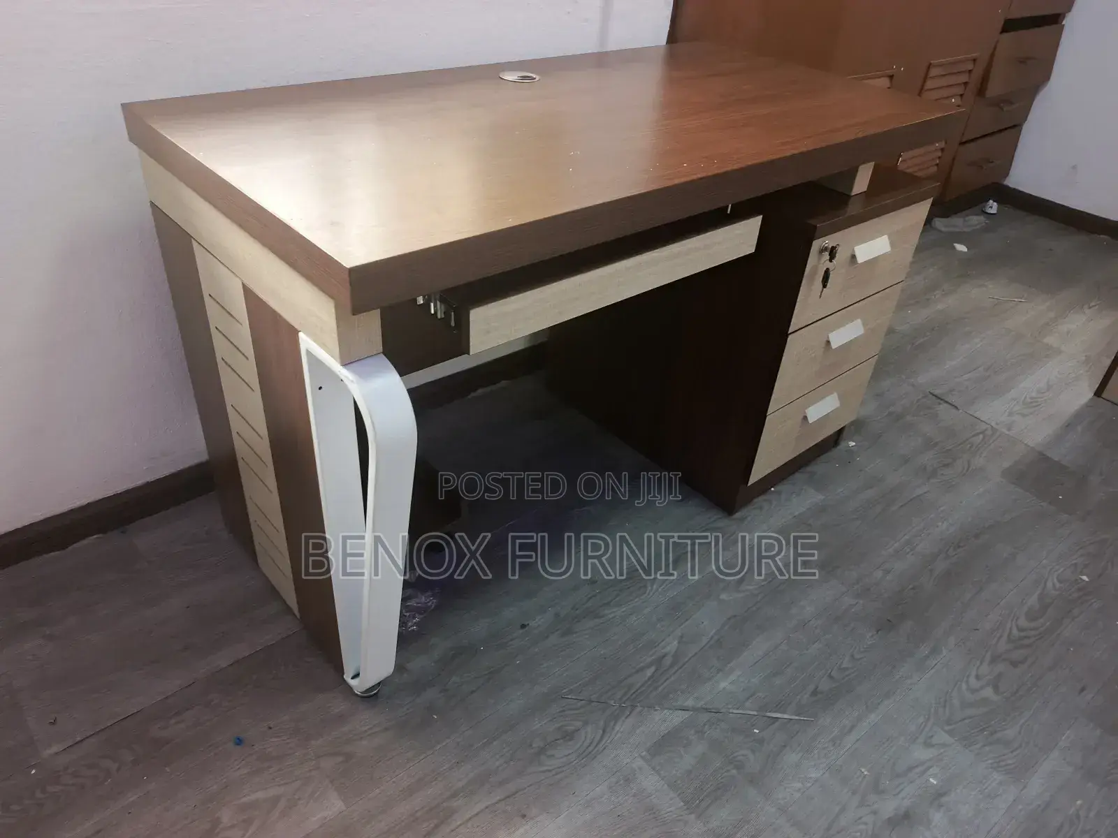 Modern Office Desk With Drawers Keyboard Tray