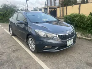 Kia Cerato 2015 Gray