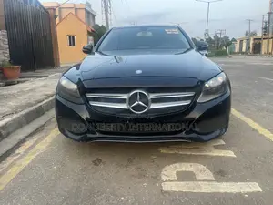 Mercedes-Benz C300 Base 4dr RWD Sedan (2.0L 4cyl 7A) 2015 Black