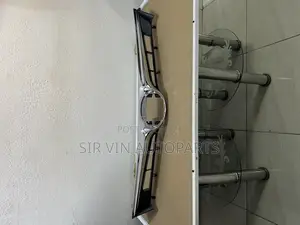 Toyota Avalon 2018 Front Grill