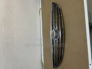 Toyota Camry 2005 Front Grill