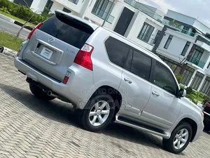 Lexus GX 460 2010 Silver