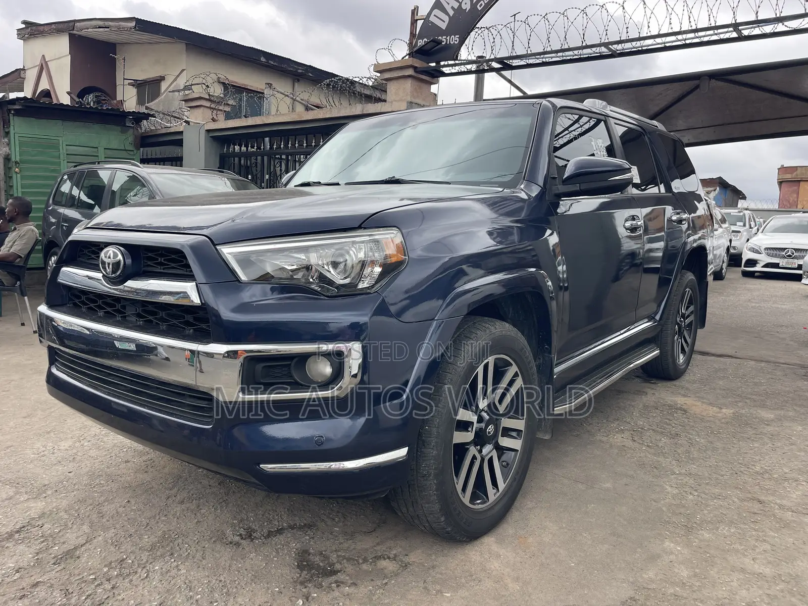 Toyota 4-Runner 2018 Blue
