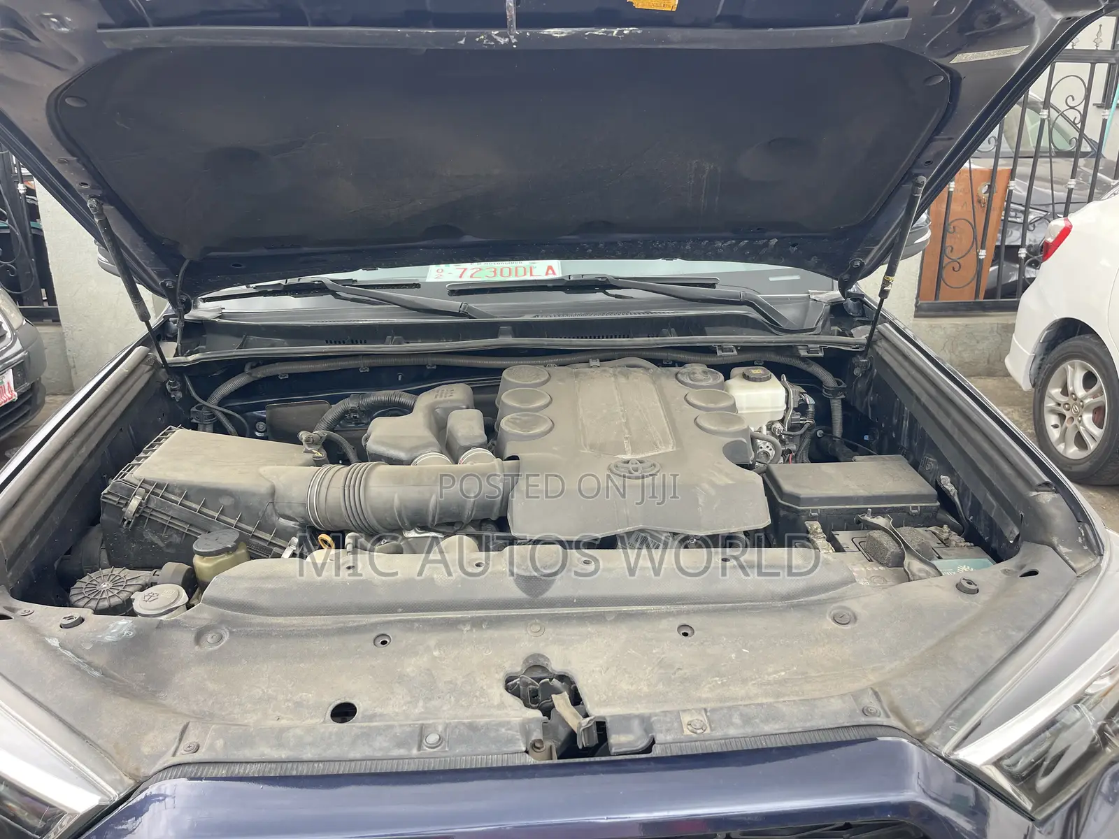 Toyota 4-Runner 2018 Blue