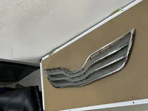 Toyota Venza 2013/ 2014 Front Grill
