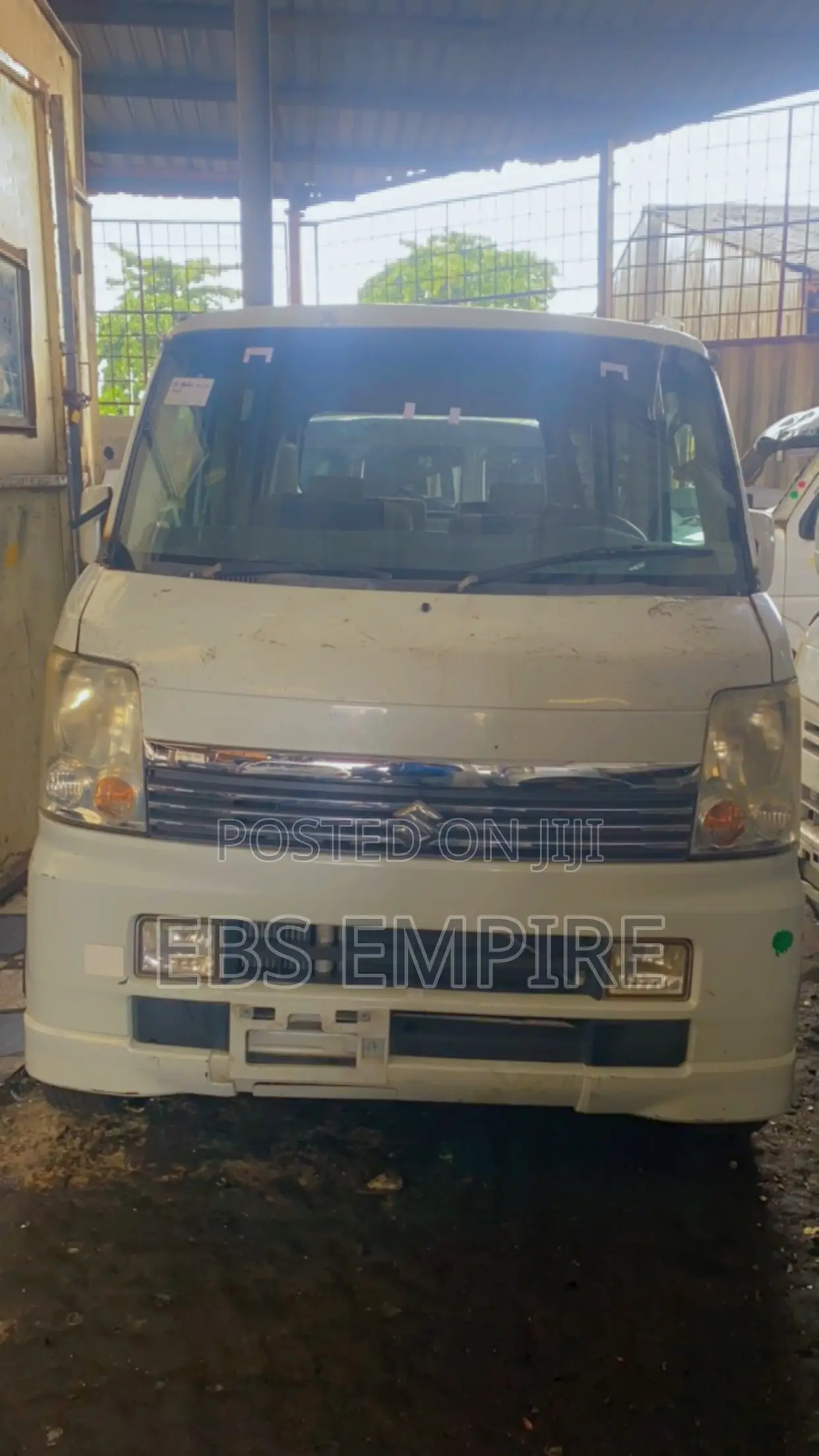 Suzuki Every 2012 White