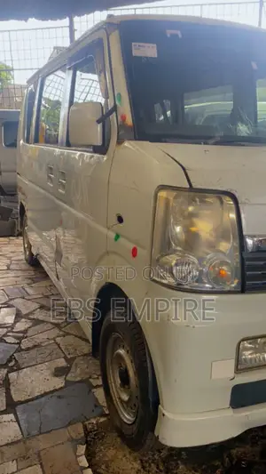 Suzuki Every 2012 White