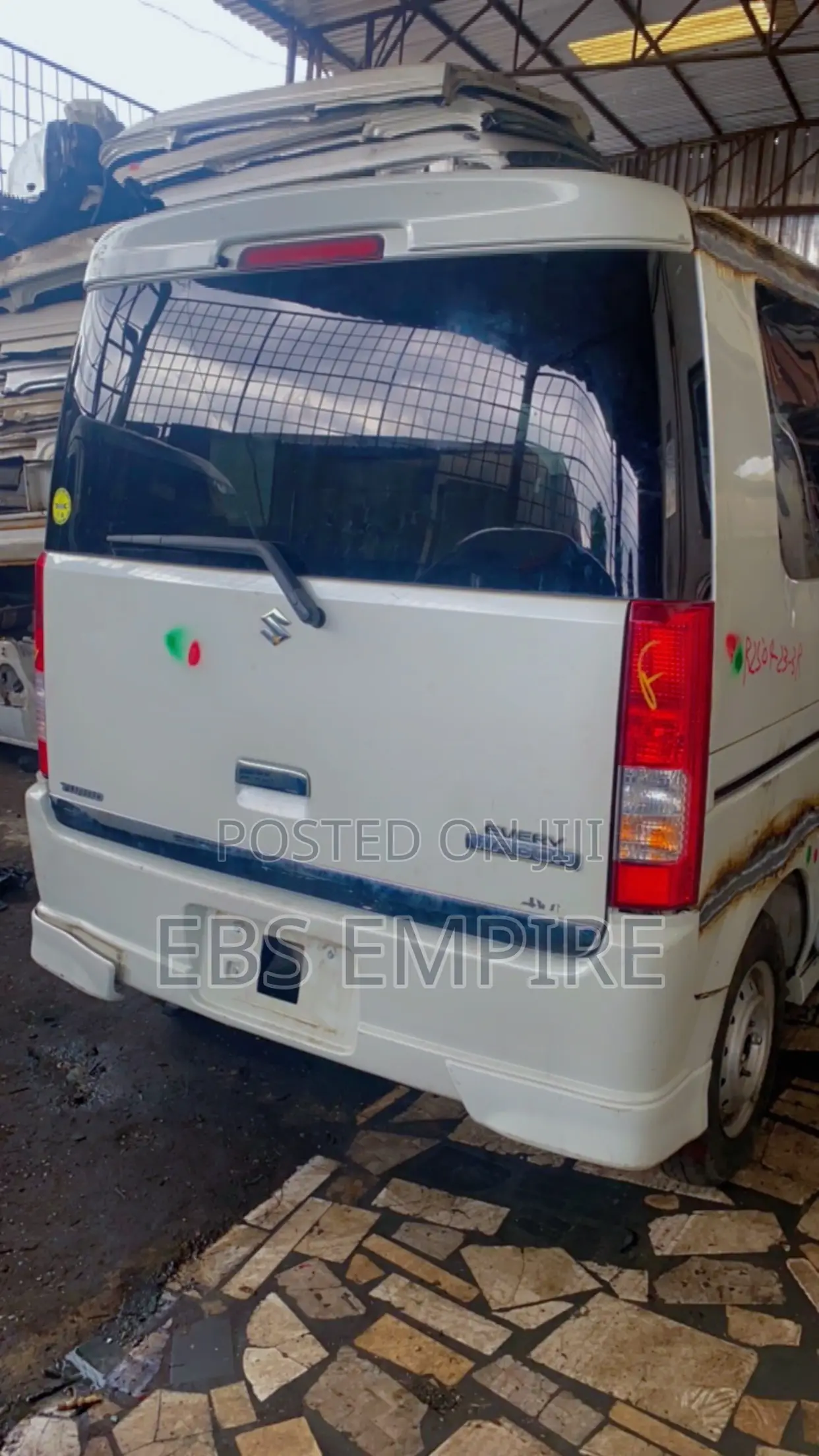 Suzuki Every 2012 White