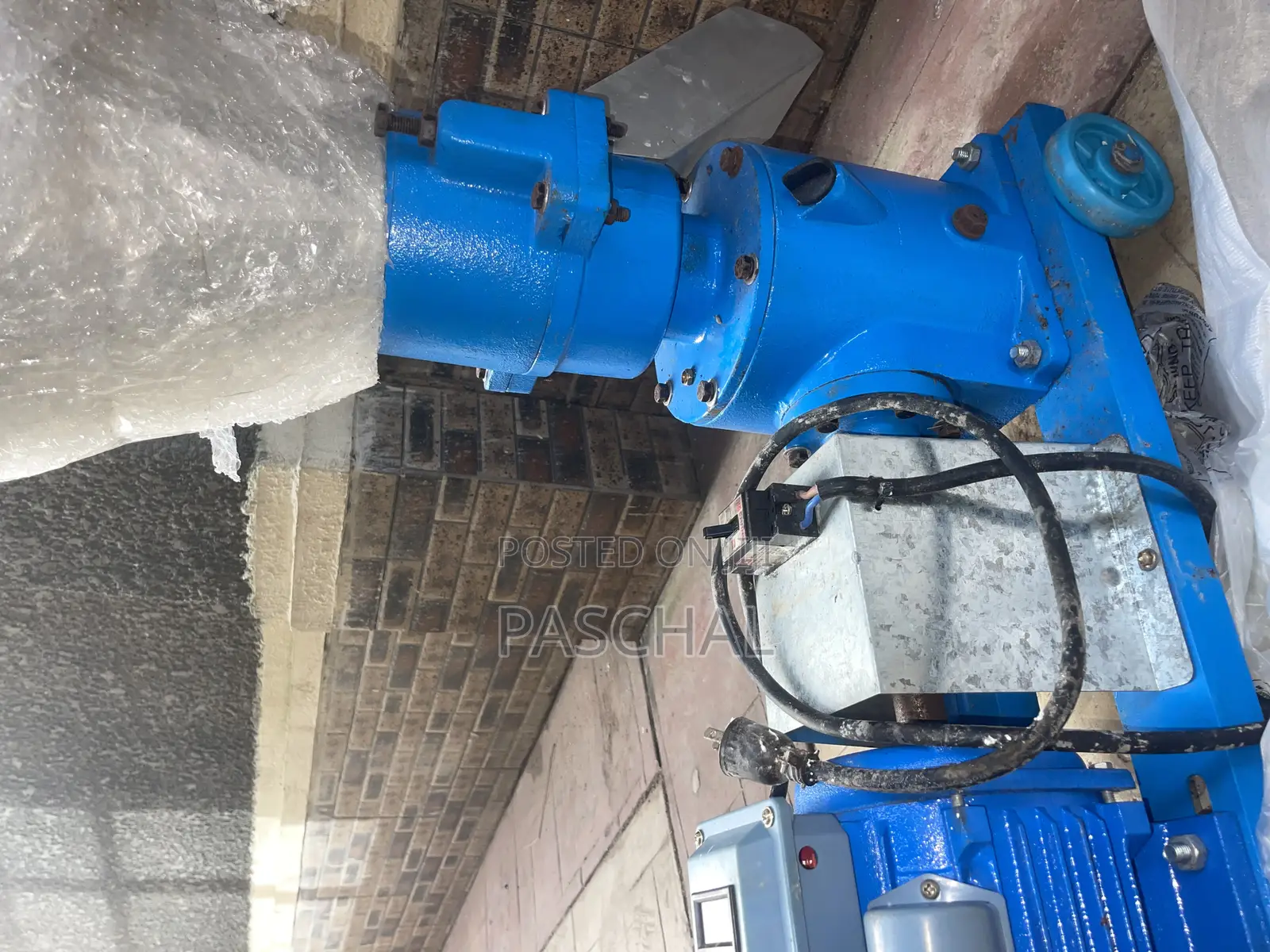 Feed Maker