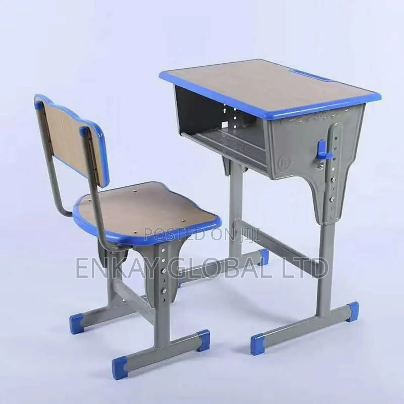 Quality Student Lucker and Chair