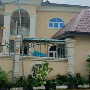 5bdrm Duplex in Phase 1, Magodo for sale