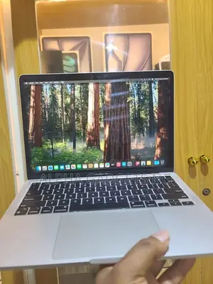 Laptop Apple MacBook Pro 2020 8GB Apple M1 SSD 512GB