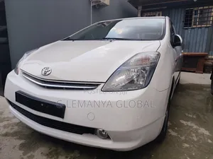 Toyota Prius HSD Hybrid 2004 White