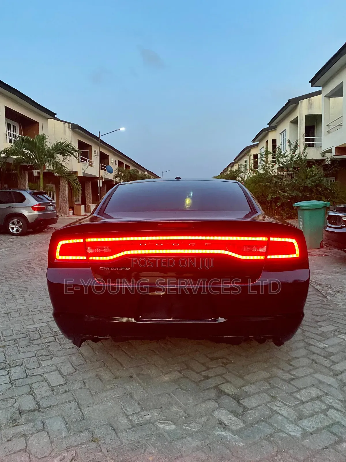 Dodge Charger 2012 Black