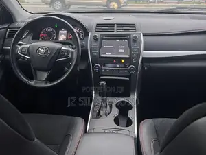 Toyota Camry XSE 4dr Sedan (2.5l 4cyl 6A) 2016 Red
